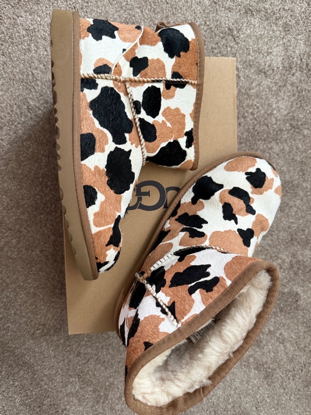 UGG Girls' Cow-Print Mini Boots in Brown/Black/White
